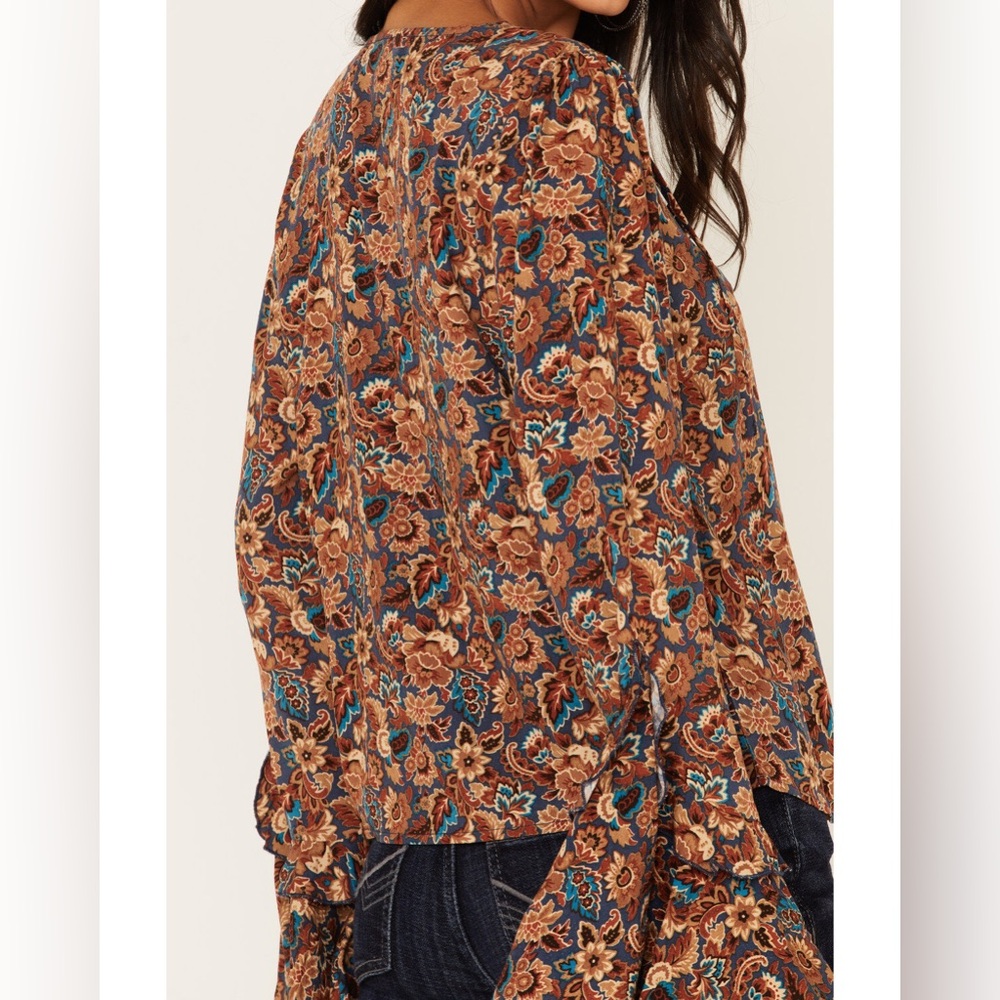 IDYLLWIND WOMEN'S ROUGE PAISLEY‎ PRINT LACE-UP TOP - Picture 3 of 14